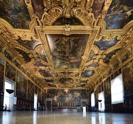 Doge's Palace photo 3