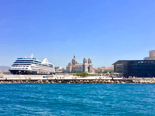 5-day itinerary in Marseille, France focusing on Top attractions and Nature and outdoor