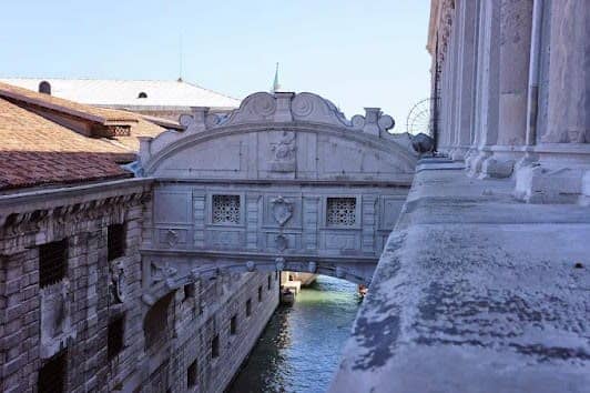 Bridge of Sighs photo 4