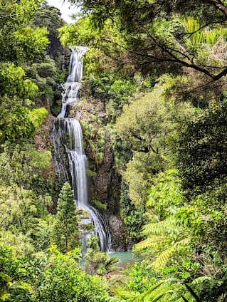 Kitekite Falls